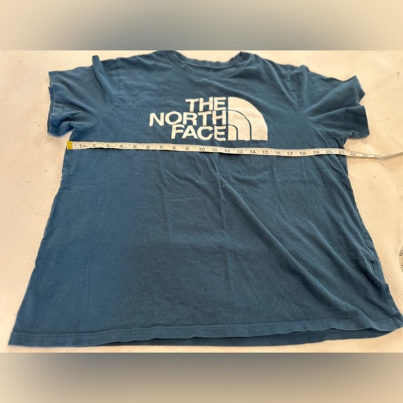 The North Face Womens Sz: L Lightweight Blue w/ White Graphic Logo T-shirt. - Picture 3 of 9